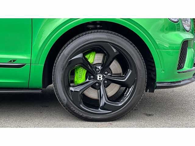 5:Bentley Bentayga S V8, SUV, Apple Green, Bentley Birmingham