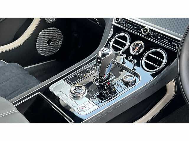 14:Bentley Continental GT Speed First Edition V8 Hybrid, Coupe, Dragon Red II, Bentley Birmingham